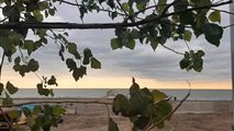 ویلای استخر دار آب گرم ساحلی ماوان-16